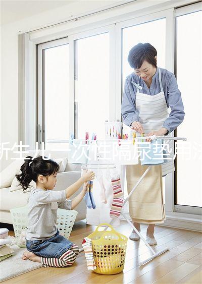 新生兒一次性隔尿墊用法詳解，放在床單上而不是替代尿布